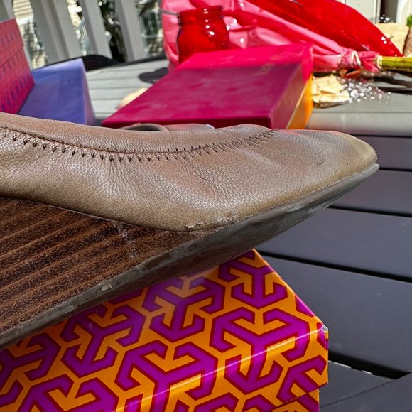 Tory Burch Eddie Open Toe Wedge - Picture 5 of 6